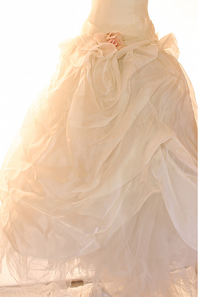 Šaty Hedvábné Béžové Vel. 40 | Unimoda | obrázek 5