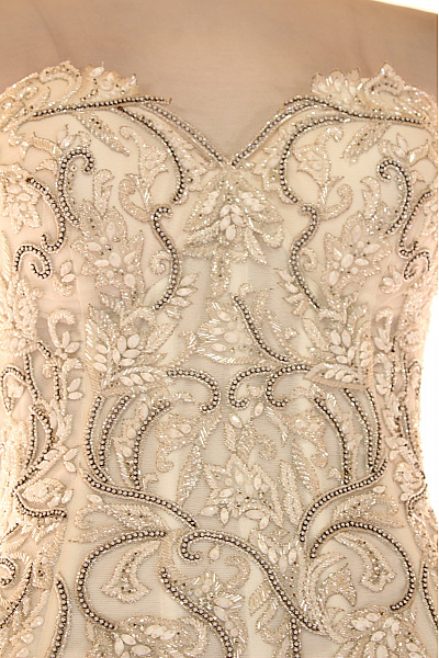 Svatební dlouhé tylové šaty s korzetem a flitry Vel. 42 | Unimoda | obrázek 7