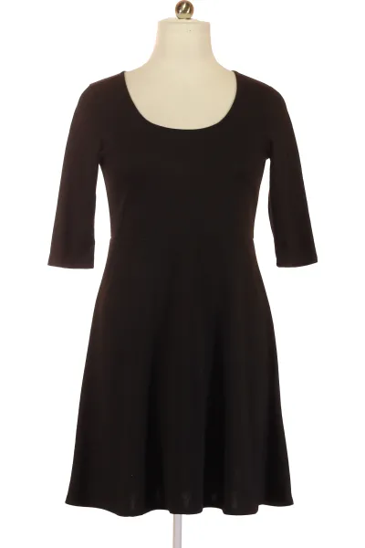 černé šaty S Krátkým Rukávem Pletené Esmara Vel.  L