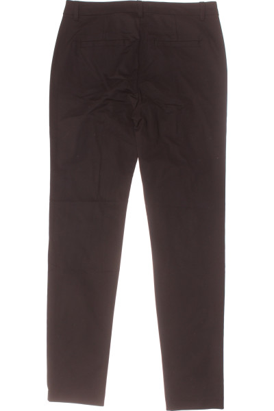 Chino kalhoty VERO MODA v univerzální černé, komfortní střih s elastanem