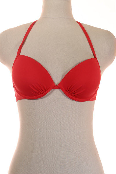 Elegantní Červená Bikini Podprsenka Na Pláž - Letní Trend