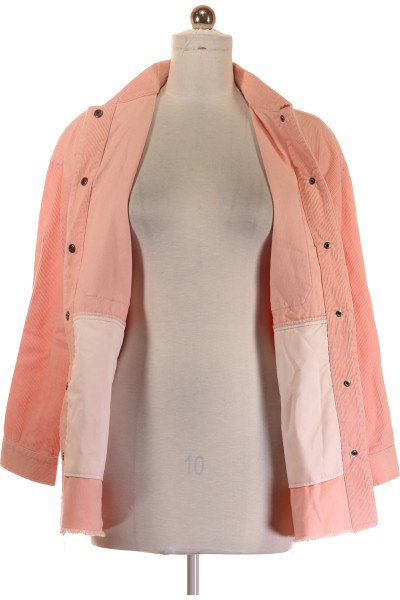 Jarní lehká bunda v jemném růžovém odstínu, volný střih
