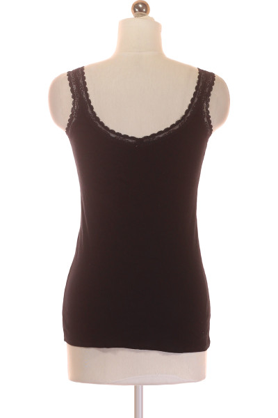 Elegantní hedvábná spodní košilka s krajkovým lemem v černé