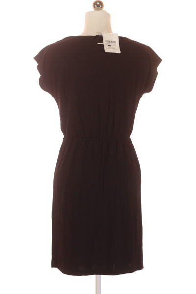 Elegantní krajkové šaty Laura Scott v černé barvě, ideální pro večer