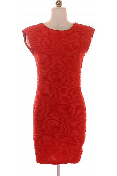 Pouzdrové šaty  Šaty Červené Second Hand