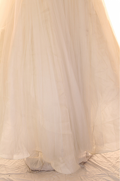 Svatební šaty  Šaty Béžové Vel. 40