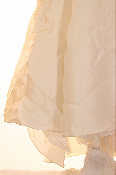 Šaty Hedvábné Bílé Vel. 46