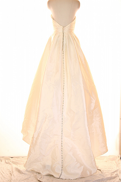 Svatební šaty  Šaty Béžové Outlet