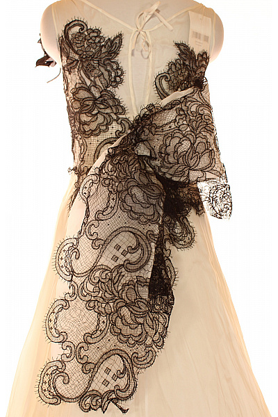 Svatební šaty  Šaty Hedvábné Béžové