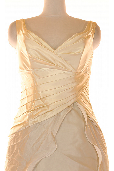Svatební šaty  Šaty Hedvábné Béžové