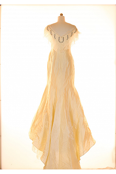 Šaty Béžové Vel. 40