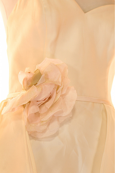 Šaty Hedvábné Béžové Vel. 42