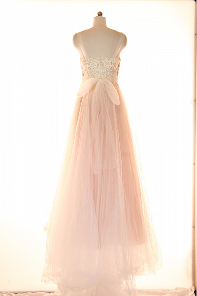 Šaty Béžové Weise