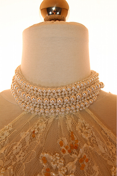 Svatební šaty  Šaty Béžové