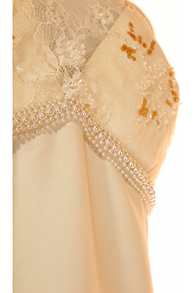 Svatební šaty  Šaty Béžové