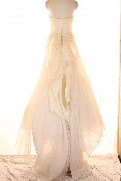 Svatební šaty  Šaty Hedvábné Béžové Vel. 44