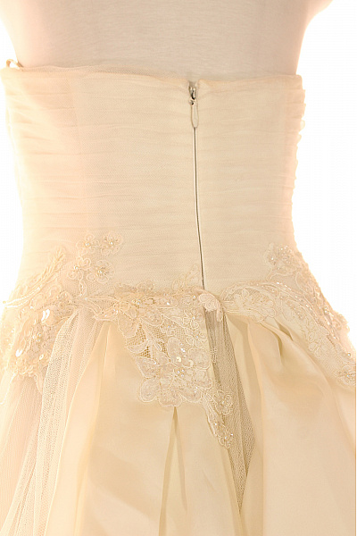 Svatební šaty  Šaty Hedvábné Béžové Vel. 44