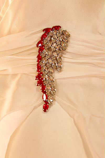 Svatební šaty  Šaty Béžové Vel. 40