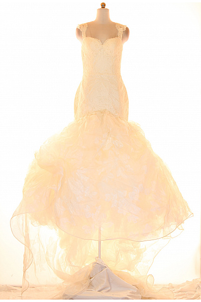 Svatební šaty  Šaty Bílé Vel. 42