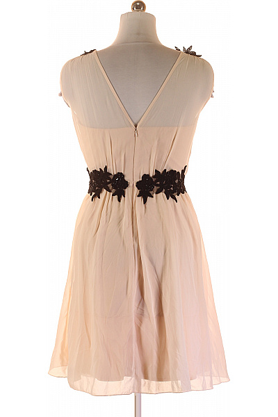 Little Mistress Béžové šifonové koktejlové šaty s černou krajkou a páskem Vel. 40 | Little Mistress | obrázek 3