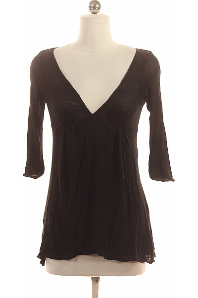 Dámská černá pletená tuniková halenka s 3/4 rukávem a výstřihem do V Velikost XS | Unimoda | obrázek 2