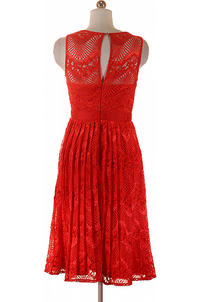 Little Mistress červené krajkové koktejlové šaty midi Vel. 38 | Little Mistress | obrázek 3