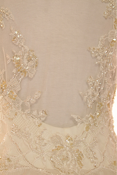 Bílé svatební dlouhé princeznovské šaty s krajkou a výšivkou Velikost IT 44 | Unimoda | obrázek 4