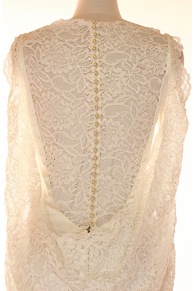 Dlouhé krémové saténové elegantní svatební šaty krajkové ramena Velikost 32 | Unimoda | obrázek 3