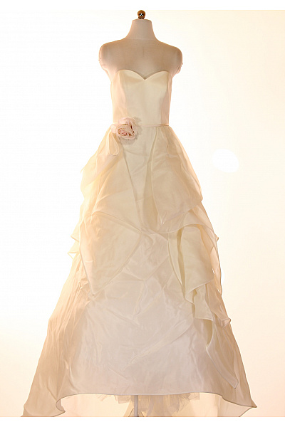 Svatební Dlouhé šaty Krémové Hedvábné Vrstvené Bez Rukávů Romantické Velikost IT 44