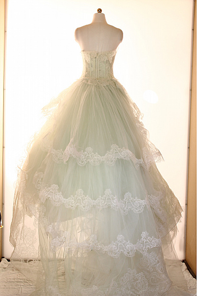 Dámské svatební dlouhé šaty korzetové tylové krajkové pastelové Vel. IT 42 | Unimoda | obrázek 2