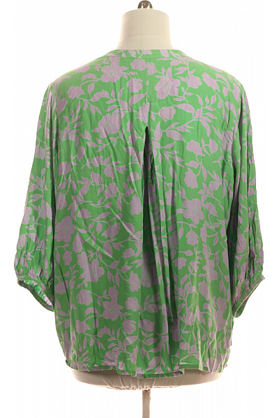 Zelená květinová halenka s 3/4 rukávem a výstřihem do V Vel. L | Unimoda | obrázek 2