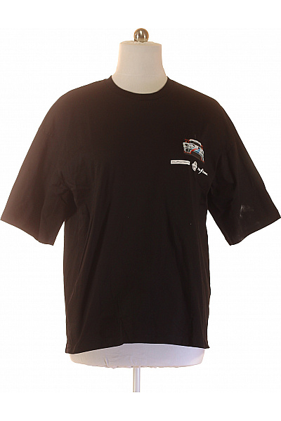 Bershka Pánské tričko s krátkým rukávem a potiskem černé bavlna Velikost EU XL | Bershka | obrázek 2