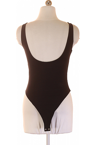 dámské tričko bez rukávů s hlubokým výstřihem černé jednobarevné basic Velikost 36 | Unimoda | obrázek 2