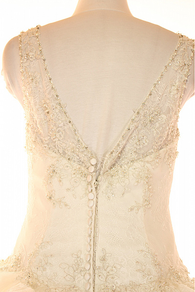Svatební dlouhé princeznovské tylové šaty s korzetem třpytivé Velikost 40 | Unimoda | obrázek 3