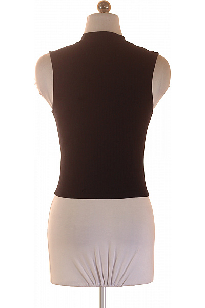 Dámské černé tričko bez rukávů se stojáčkem basic crop top Velikost 36 | Unimoda | obrázek 2
