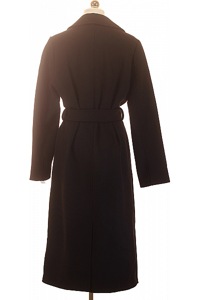 Černý elegantní zavinovací kabát s páskem Vel. EU 36 | Unimoda | obrázek 3