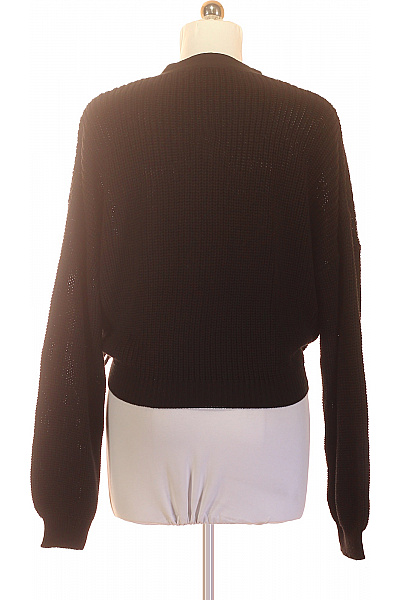 Černý zavinovací pletený crop kardigan s výstřihem do V Velikost 48 | Unimoda | obrázek 3