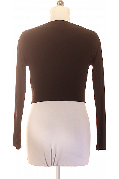 boohoo Dámské tričko s dlouhým rukávem černé jednobarevné crop top | boohoo | obrázek 3