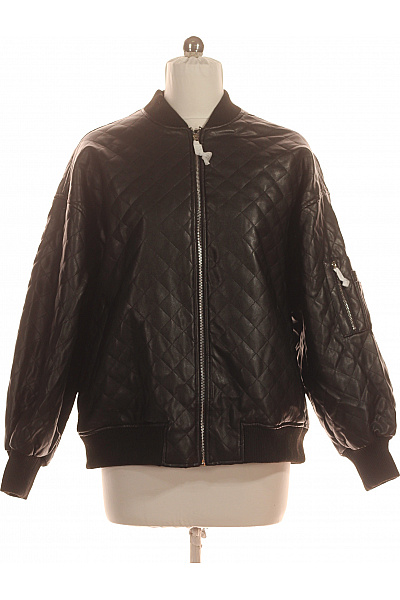 boohoo Černá prošívaná bomber bunda oversize | boohoo | obrázek 2