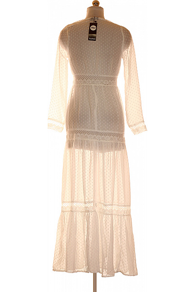 boohoo Bílé boho maxi šaty s dlouhým rukávem propínací krajkové | boohoo | obrázek 3