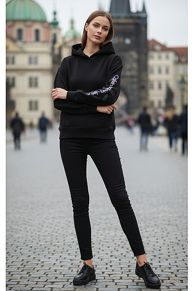 Dámská Mikina Černá Calvin Klein Outlet Vel. XS