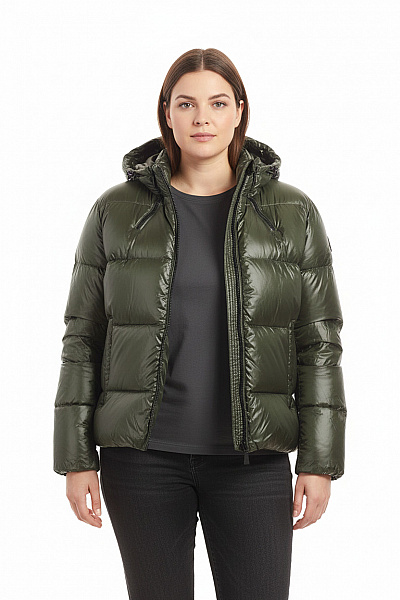 Add Zelená Lesklá Prošívaná Péřová Bunda S Kapucí Moderní Vel. DE 52