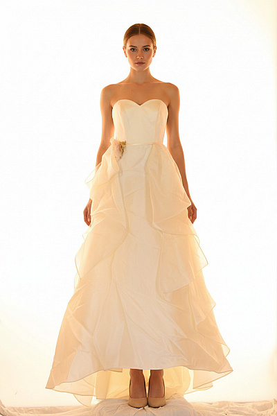 Šaty Hedvábné Béžové Outlet