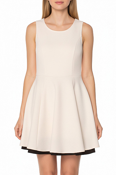 Bershka Šaty Bílé Vel. M