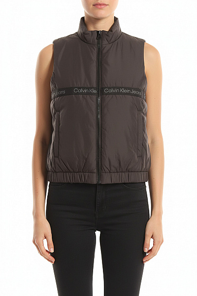 Calvin Klein Polyesterová Krátká Prošívaná Vesta Bez Rukávů Zateplená Tmavě Hnědá Vel. 6