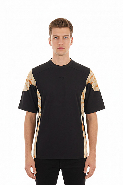 ADIDAS Pánské Sportovní Tričko černé S Oranžovým Batikovaným Detailem Vel. XS
