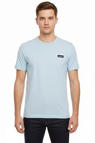 Calvin Klein Pánské Světle Modré Tričko S Krátkým Rukávem A Nápisem Basic Vel. L