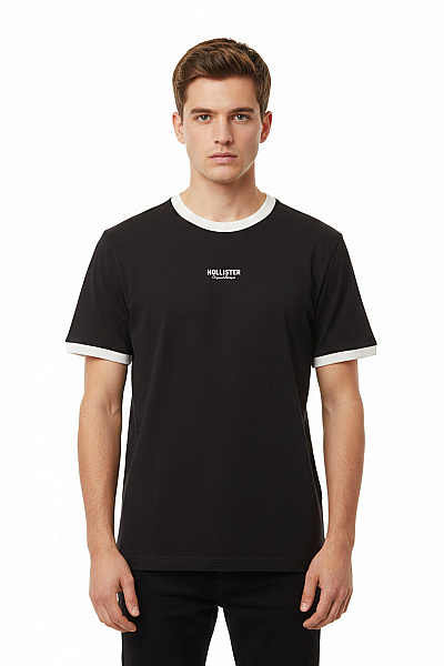 Hollister Pánské Tričko S Krátkým Rukávem A Nápisem Bavlněné černé Vel. M