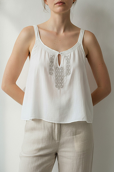 Hollister Bílá Dámská Halenka Bez Rukávů S Kamínky Boho Velikost L