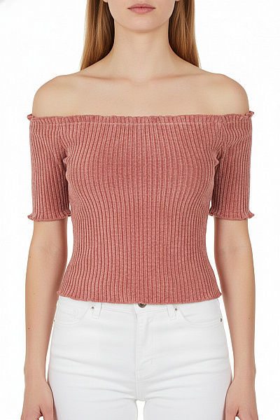 Bershka Růžové Tričko S Krátkým Rukávem A Hranatým Výstřihem Velikost S